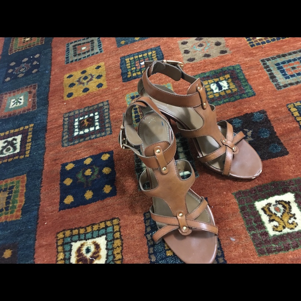 Brown stylish heels